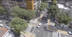 Estacionar moto en esquina con cajón